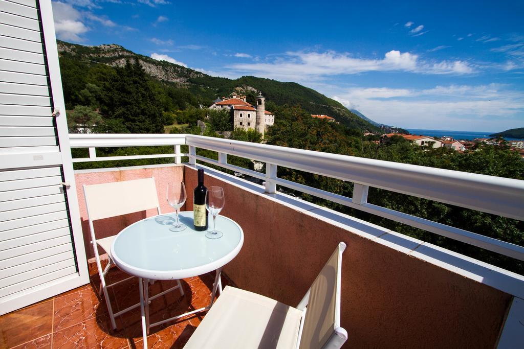 Dom Apartments Будва Екстер'єр фото